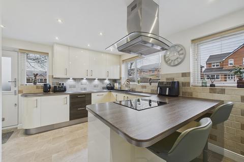4 bedroom detached house for sale, Mulberry Close, Goldthorpe