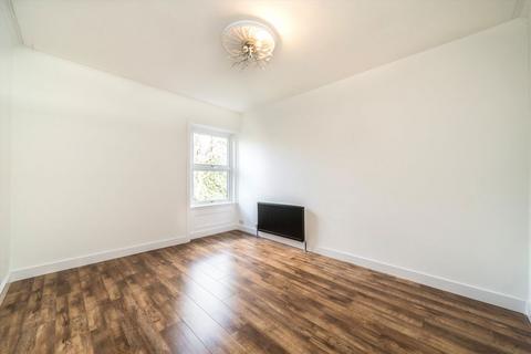 2 bedroom flat to rent, Creffield Road, London W5