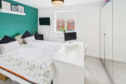 2 bedroom terraced house for sale, Shaw Drive, Thurston IP31