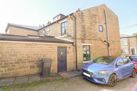 undefined, Charlestown Road, Glossop SK13