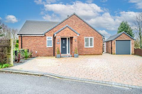 2 bedroom detached bungalow for sale - Selby YO8