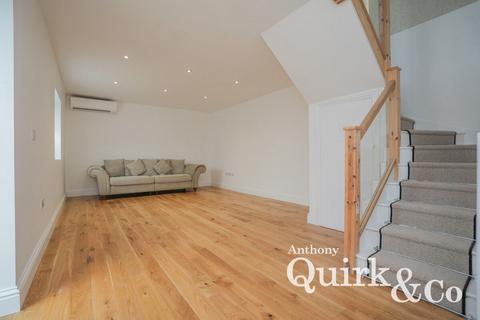 2 bedroom detached house for sale, Sydervelt Road, Canvey Island, SS8