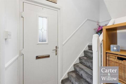 3 bedroom end of terrace house for sale, New Road, Essex