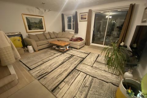 3 bedroom end of terrace house to rent, Morgan Le Fay Drive, Chandlers Ford SO53