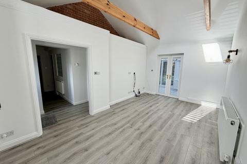 2 bedroom apartment for sale, Clover Drive, Creekmoor