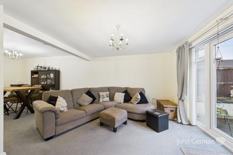 3 bedroom semi-detached bungalow for sale, Clay Street, Stapenhill, Burton-on-Trent
