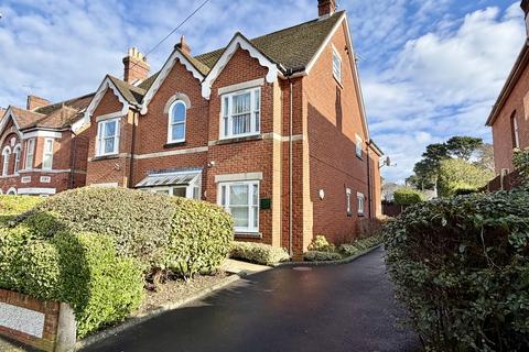 undefined, Tudor Road, Broadstone
