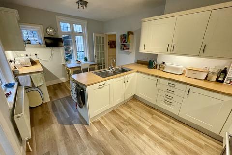 5 bedroom detached house for sale, Charborough Road, Broadstone