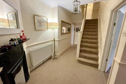 5 bedroom detached house for sale, Charborough Road, Broadstone