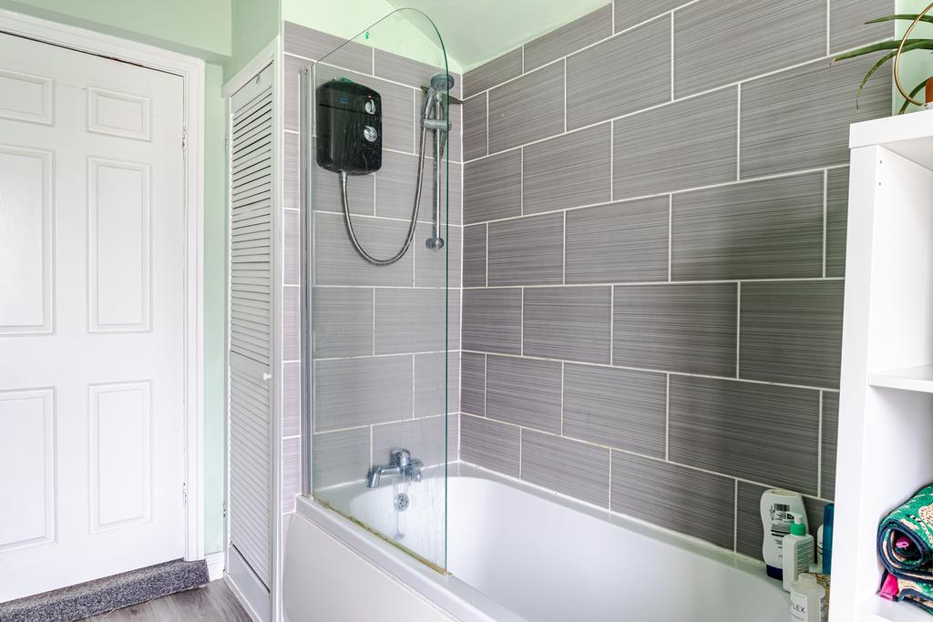 Bathroom2