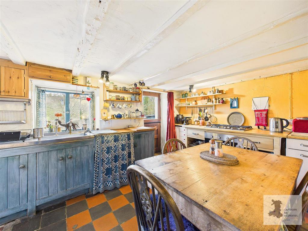 Kitchen area