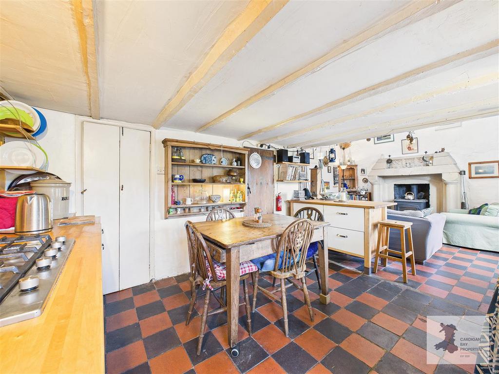 Kitchen area