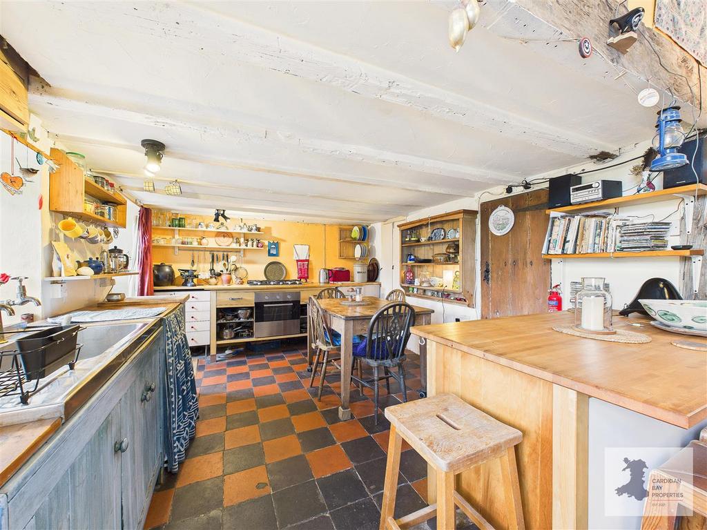 Kitchen area