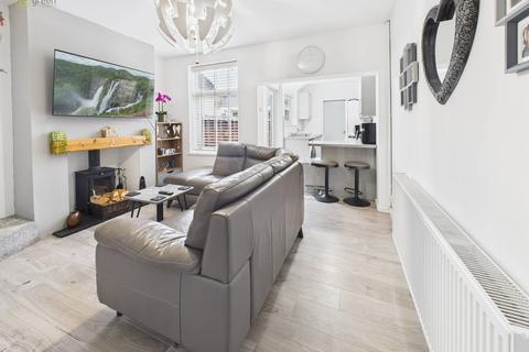 3 bedroom terraced house for sale, Orchard Street, Tamworth B77