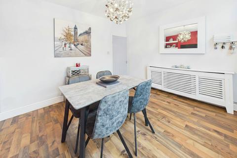 3 bedroom terraced house for sale, Orchard Street, Tamworth B77
