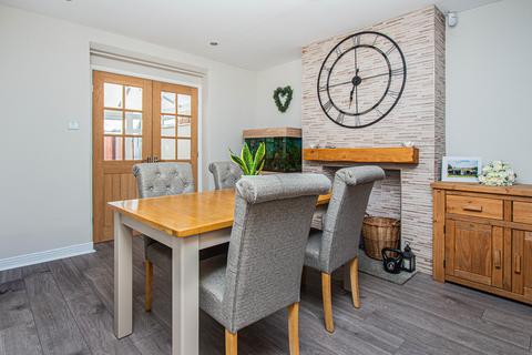 3 bedroom semi-detached house for sale, Burton Road, Wellingborough NN9
