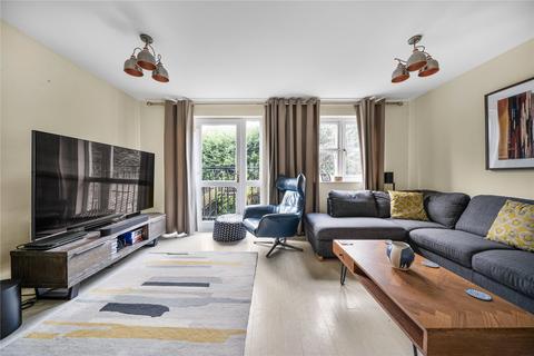 4 bedroom end of terrace house for sale, Alexandra Gardens, Woking GU21