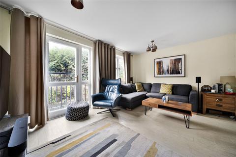 4 bedroom end of terrace house for sale, Alexandra Gardens, Woking GU21