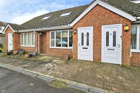 3 bedroom terraced bungalow for sale - Norfolk Gardens, Greater Manchester OL10