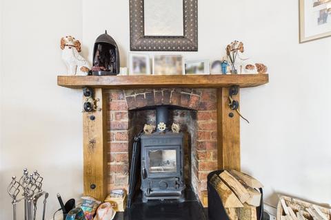 2 bedroom semi-detached house for sale, Milton Road, Cheltenham, Gloucestershire, GL51