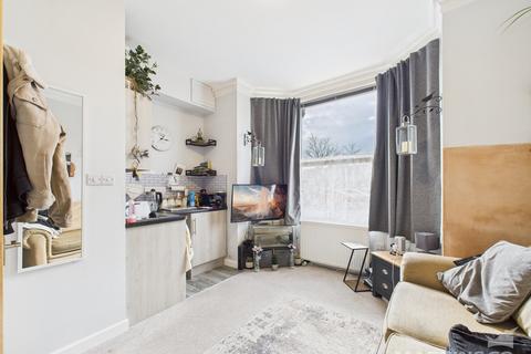5 bedroom end of terrace house for sale, Sudley Road, Bognor Regis