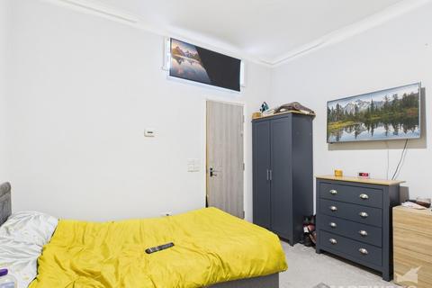 5 bedroom end of terrace house for sale, Sudley Road, Bognor Regis
