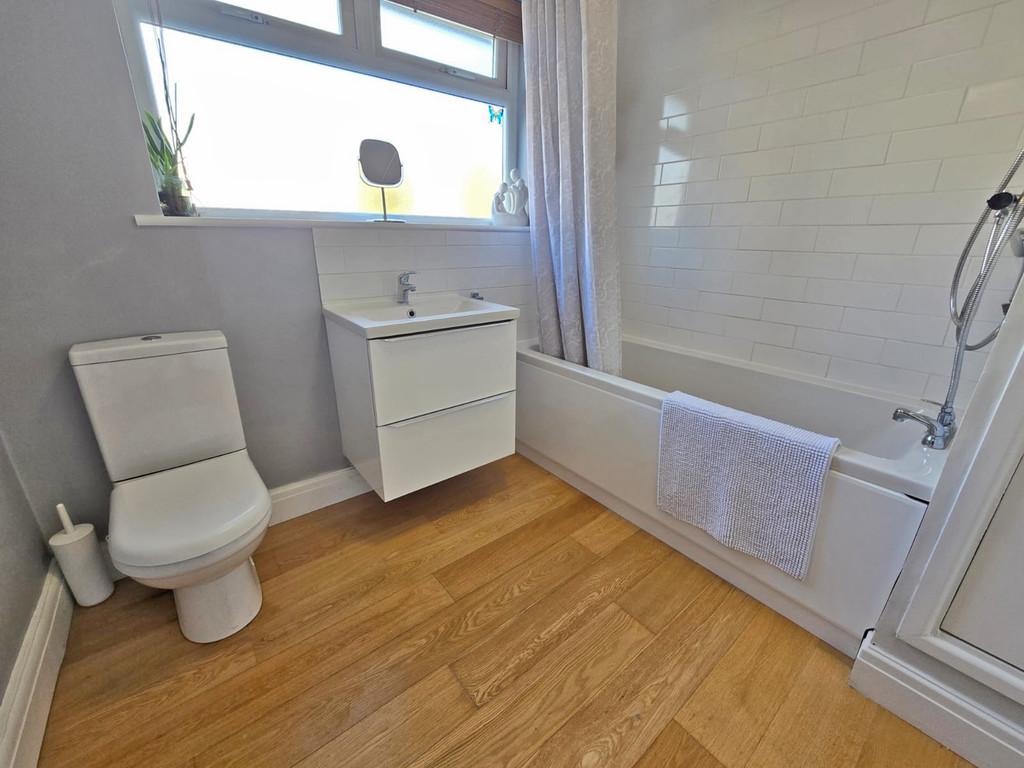 Bathroom (2)