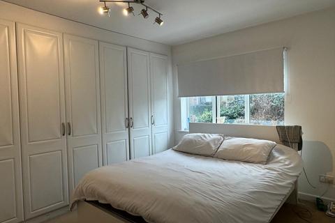 undefined, Kingsbury , London