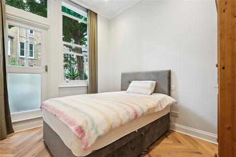 2 bedroom flat to rent, Bolingbroke Road, London, W14