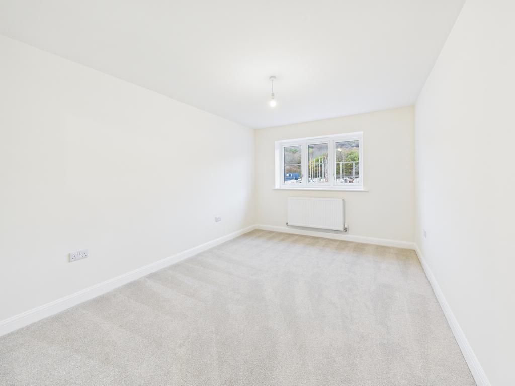 Rosehip bedroom 2