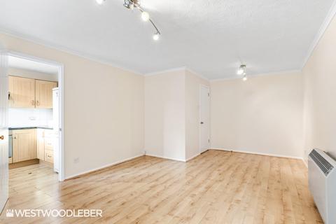 2 bedroom apartment to rent, Tamworth Road, Hertford SG13