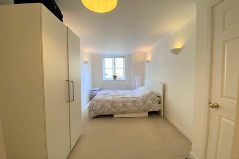 2 bedroom apartment to rent, Barrowgate Road, Chiswick, London