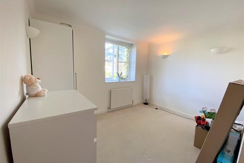 2 bedroom apartment to rent, Barrowgate Road, Chiswick, London