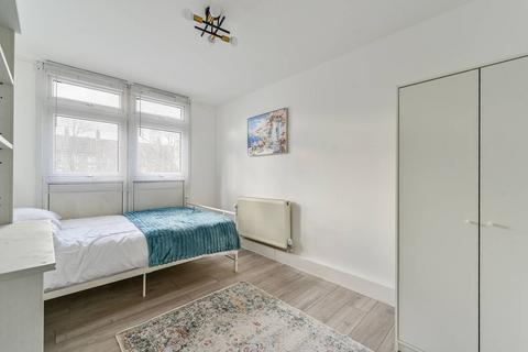 undefined, Ossulston Street, Camden, London, NW1