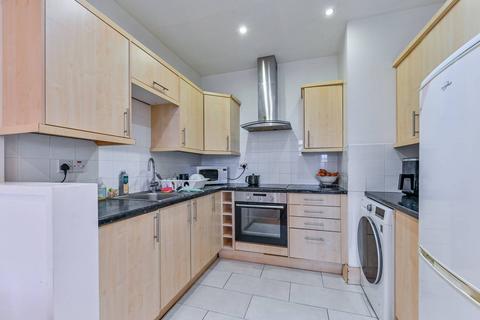 2 bedroom flat for sale, Reachview Close, Camden, London, NW1