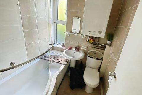 2 bedroom terraced house for sale, Stanhope Street, Stockport SK5