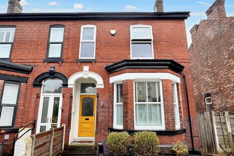 Algernon Street, Monton, M30
