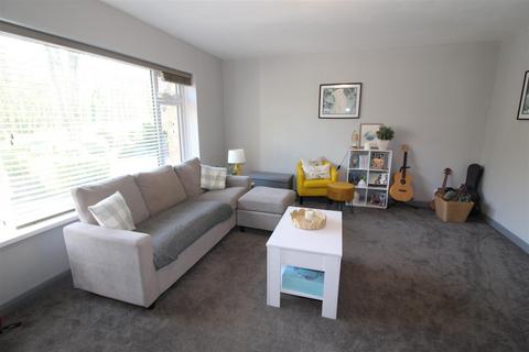 undefined, Pennar Close, Newbridge NP11