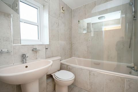 4 bedroom semi-detached house for sale, Princeton Close, Salford, M6