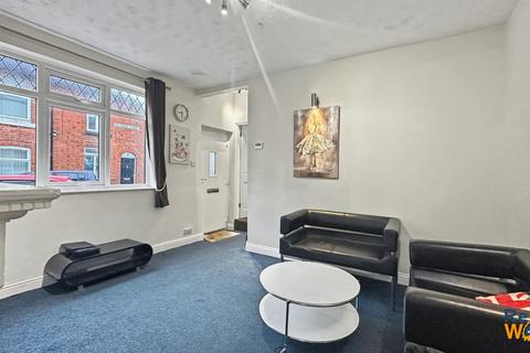4 bedroom end of terrace house to rent, Newcastle, ST5