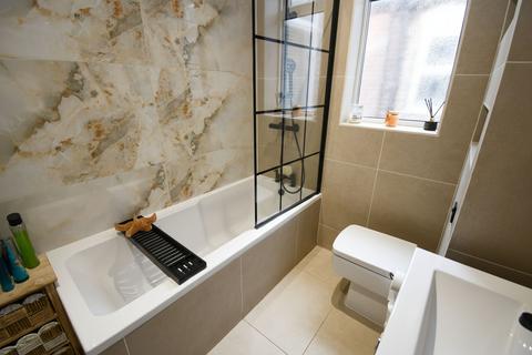 4 bedroom terraced house for sale, Barton Lane, Eccles, M30