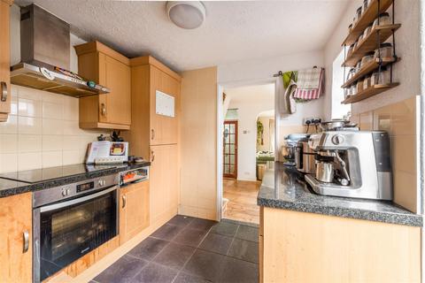 2 bedroom terraced house for sale, Bear Road, Brighton