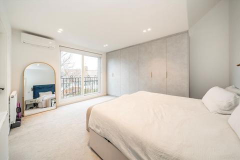 5 bedroom end of terrace house for sale, Hampstead Gardens, London NW11