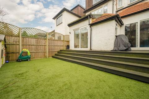 5 bedroom end of terrace house for sale, Hampstead Gardens, London NW11