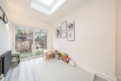 5 bedroom end of terrace house for sale, Hampstead Gardens, London NW11