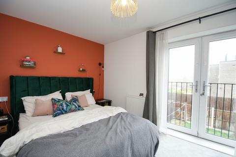 2 bedroom terraced house for sale, Shergar Way, Salford, M6