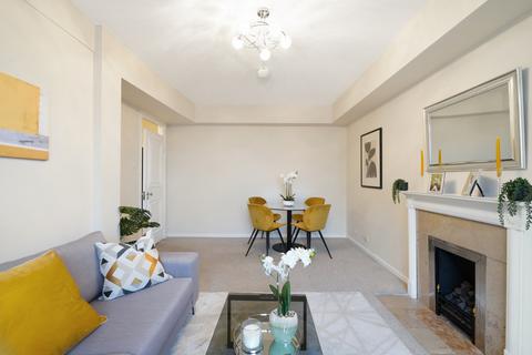 3 bedroom apartment for sale, Whiteheads Grove, London, SW3