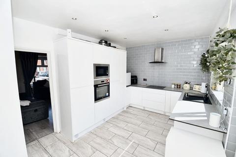 3 bedroom terraced house for sale, Langworthy Road, Salford, M6