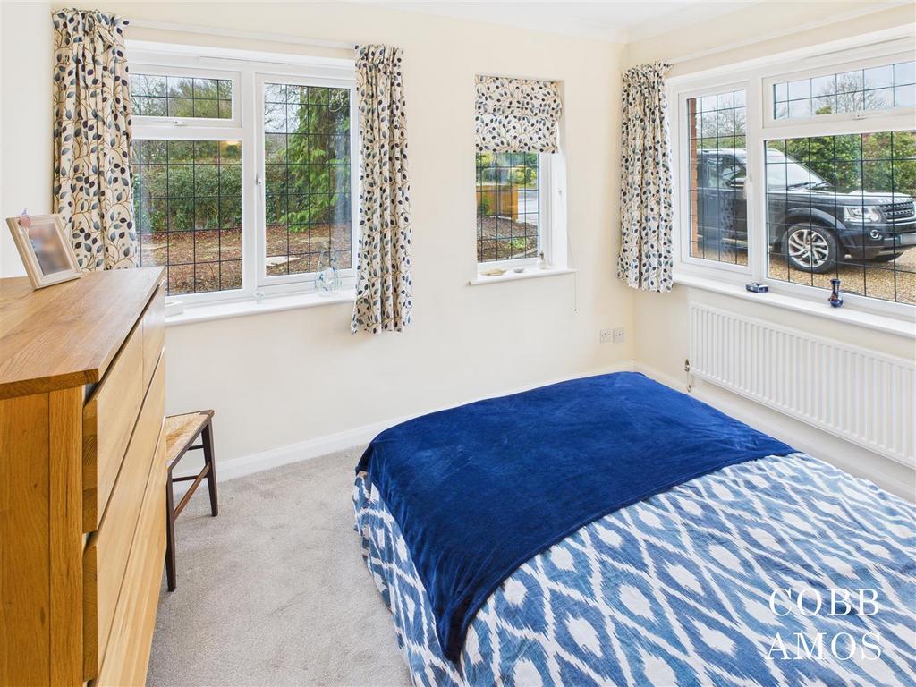 1. bed 3.jpg