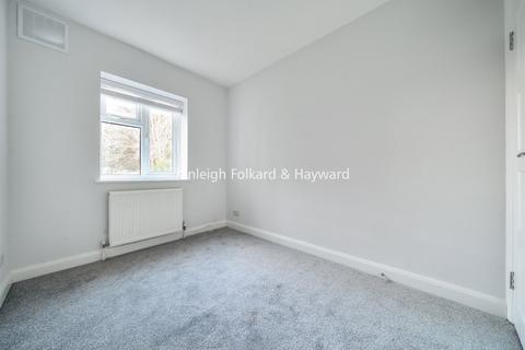 undefined, Avenue Road, London, SE20